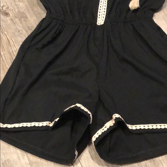 ROMPER - Picture 3 of 5